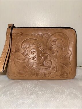 Patricia Nash Wristlet